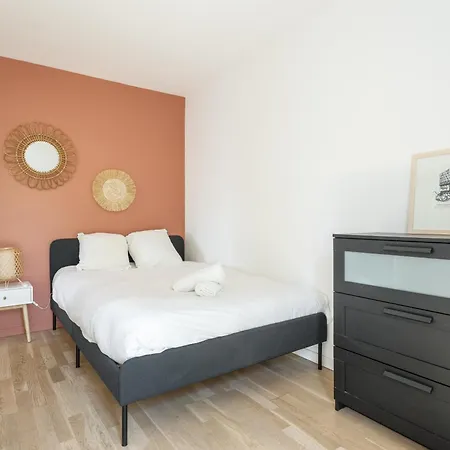 Lumineux Et Calme Au Pied Des Machines Appartement Nantes