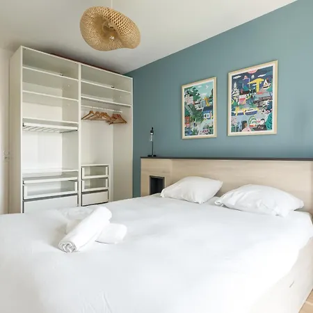 Lumineux Et Calme Au Pied Des Machines Nantes